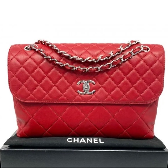 CHANEL Handbags - Chanel Single Flap Jumbo Lambskin Leather SH Bag
